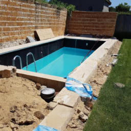 Ajoutez une touche de luxe à votre maison avec une piscine intérieure Bondy